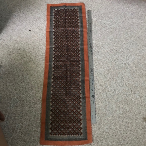 Vintage Scarf - Picture 2 of 4